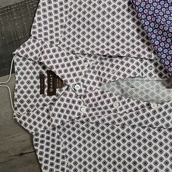 Ariat shirts - Picture 3 of 3